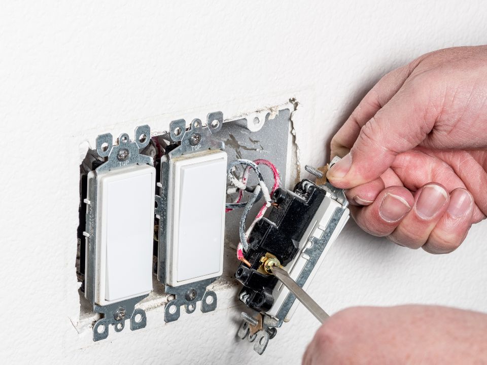 replacing light switch in rigby id by platinum electric